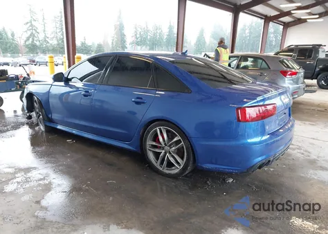 2017 Audi S6 4.0T Premium Plus z USA, uszkodzony, nr VIN WAUHFAFC4HN043101